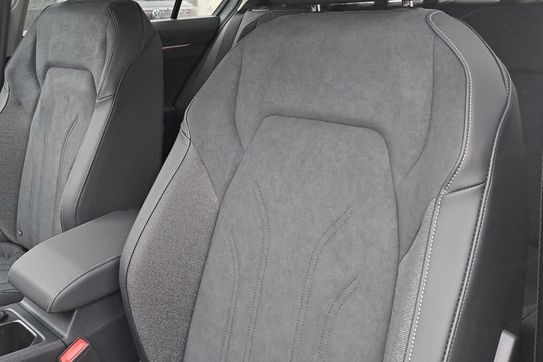 Volkswagen Golf Life Plus 1.5 eTSI mHEV DSG