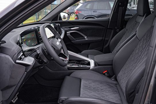 Audi Q5 TDI quattro S line Sportback