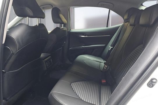 Toyota Camry 2.5 Hybrid Prestige Cvt