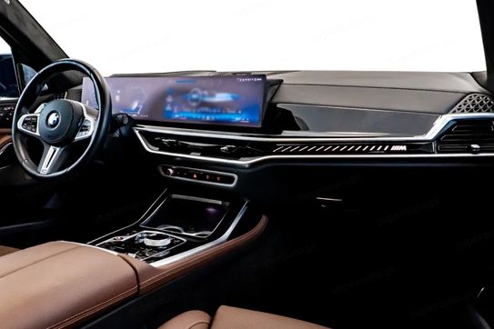 BMW X7 M60i xDrive M Sport