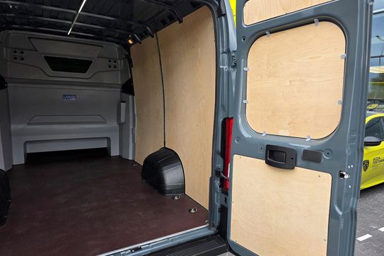 Peugeot Boxer Heavy L4H2 Zabudowa Brygadowa