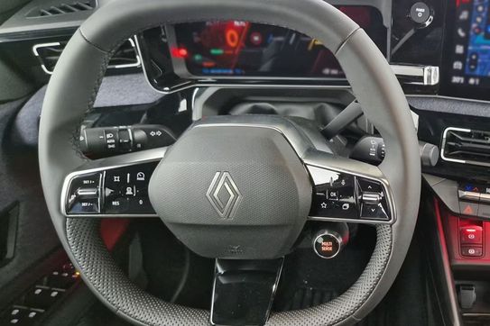 Renault 5 Urban Range Techno