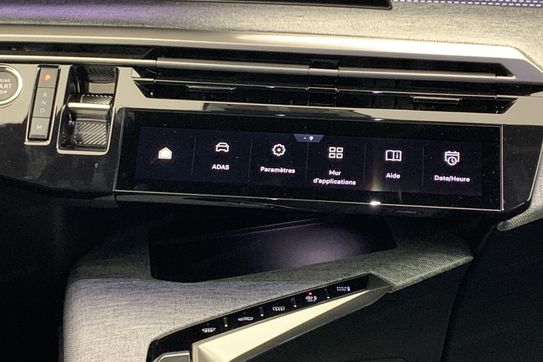 Peugeot 3008 GT 1.2 mHEV e-DCS6