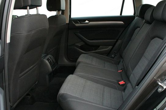 Volkswagen Passat 2.0 TSI Business DSG