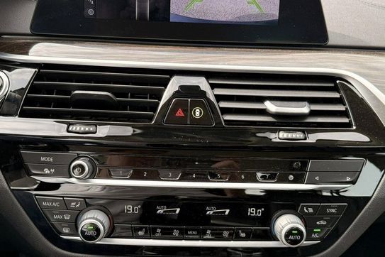 BMW Seria 5 530e iPerformance xDrive