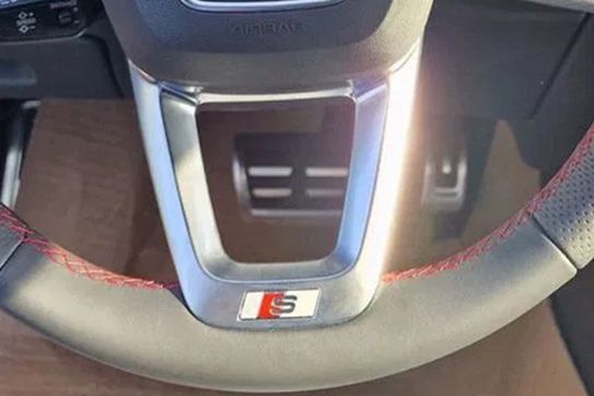 Audi Q7 50 TDI quattro S Line