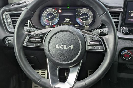 Kia Ceed T-GDI L DCT