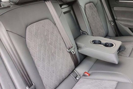 Audi A6 TDI quattro S line