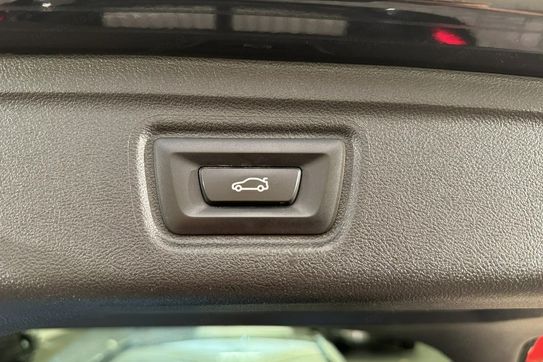 BMW Seria 3 320d xDrive mHEV aut