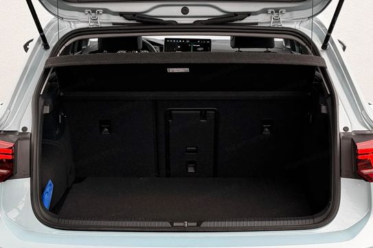 Volkswagen Golf VIII 1.5 TSI Special Edition