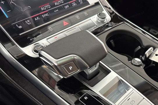 Audi Q7 55 TFSI e quattro S Line