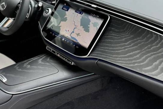Mercedes Klasa E 220 d  4-Matic AMG