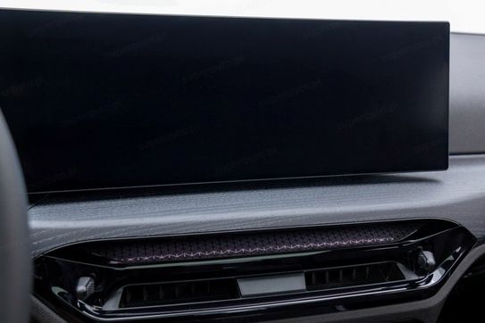 BMW Seria 3 330d xDrive M Sport