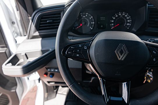 Renault Master L3 Kontener + Winda