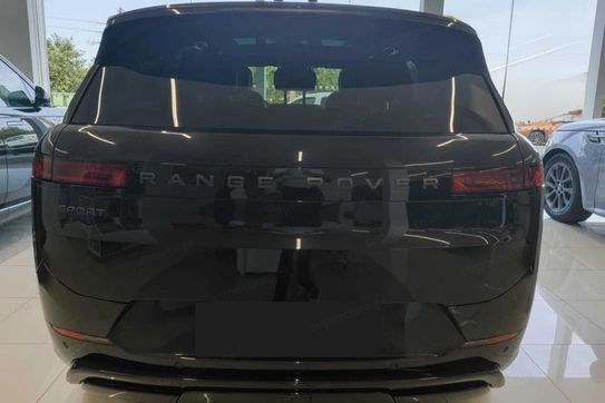 Land Rover Range Rover Sport D300 Dynamic SE