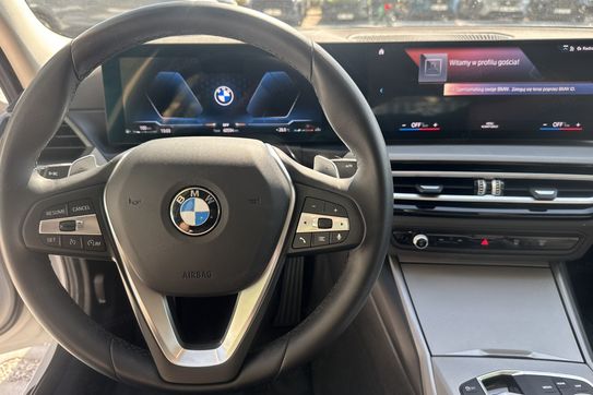 BMW Seria 3 318i
