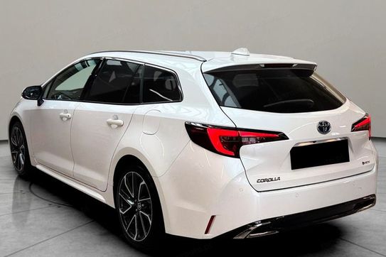 Toyota Corolla Executive 2.0 Hybrid Dynamic Force
