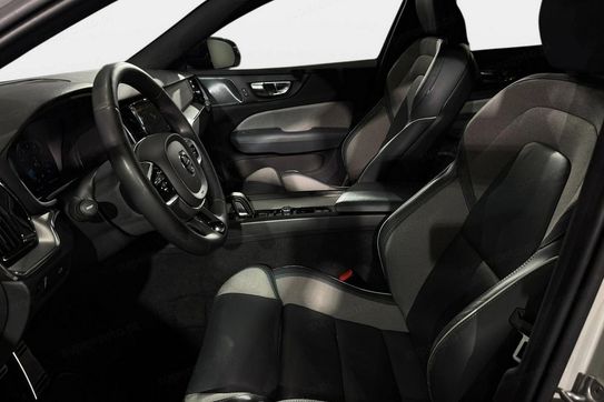 Volvo V60 B4 B R-Design aut