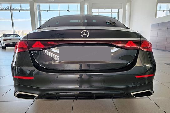 Mercedes Klasa E 300 e 4-Matic AMG