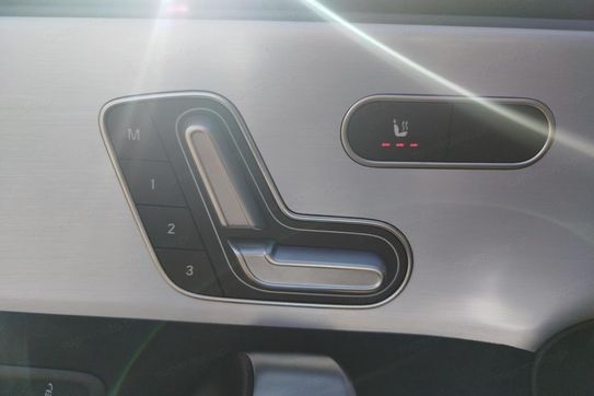 Mercedes CLA 200 AMG Line 7G-DCT