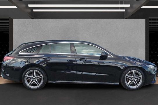 Mercedes CLA 180 AMG Line 7G-DCT