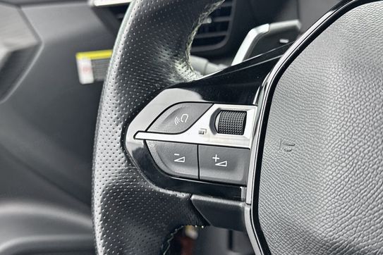 Peugeot 2008 GT 1.5 BlueHDI EAT8