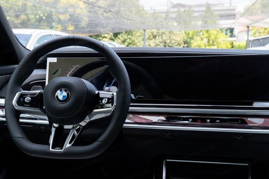 BMW Seria 7 740d xDrive M Sport