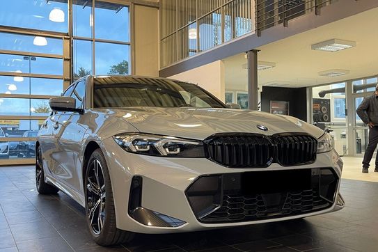 BMW Seria 3 320d xDrive M Sport