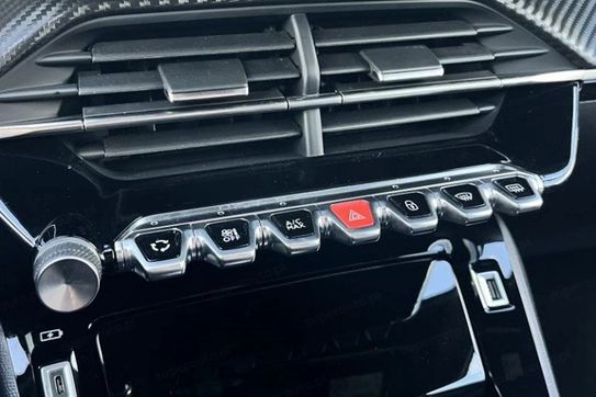 Peugeot 2008 1.2 PureTech Allure