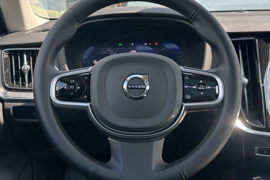 Volvo V60 B4 B Plus Dark