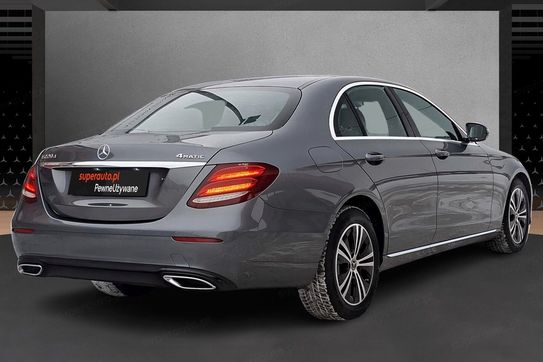 Mercedes E Klasa 220 d 4MATIC