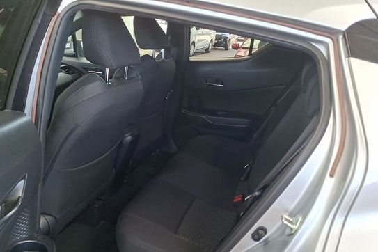 Toyota C-HR 1.8 Hybrid