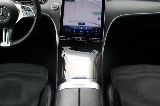 Mercedes Klasa C 220 d mHEV 4-Matic Avantgarde