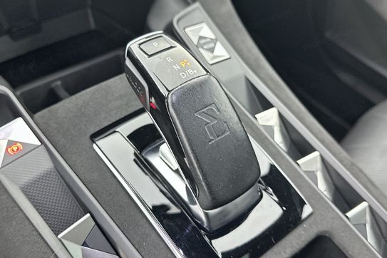 DS DS 7 Performance Line+ 1.6 E-Tense PHEV EAT