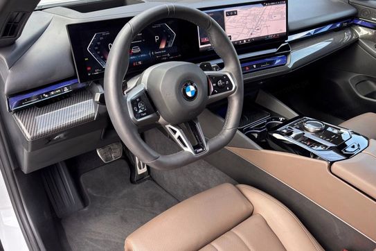 BMW Seria 5 Touring 520d xDrive M Sport