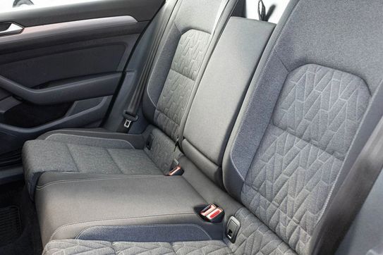 Volkswagen Passat 1.5 TSI DSG