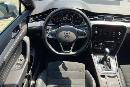 Volkswagen Passat 1.5 TSI Elegance DSG