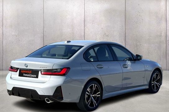 BMW Seria 3 330e xDrive M Sport