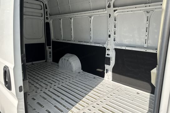 Citroen Jumper 35+ BlueHDi L4H3 Control