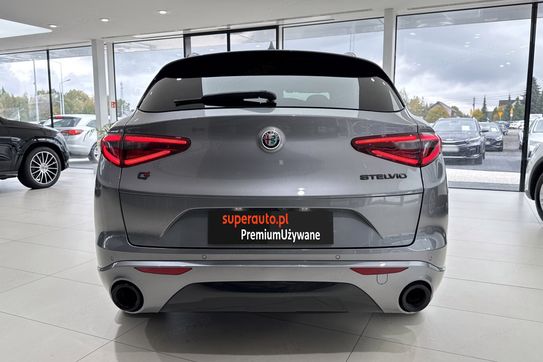 Alfa Romeo Stelvio Turbo Veloce Q4