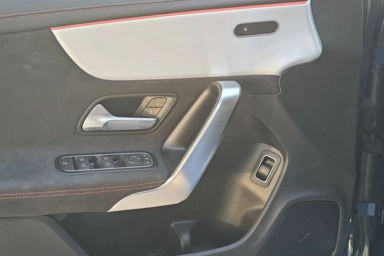 Mercedes CLA 200 mHEV AMG Line 7G-DCT