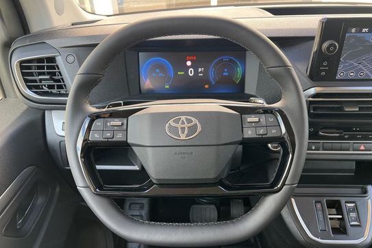 Toyota Proace Verso EV Long L2H1 75kWh Business