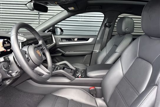 Porsche Cayenne Coupe E-Hybrid