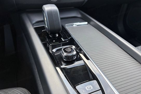 Volvo XC60 T6 Plug-In Hybrid AWD Core