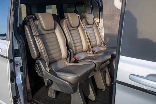 Ford Tourneo Custom L2H1 Titanium AT