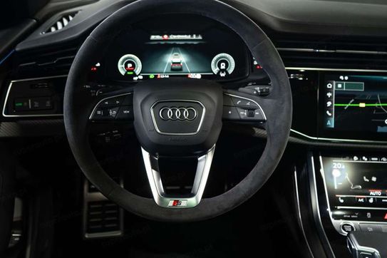 Audi Q8 TFSI e quattro