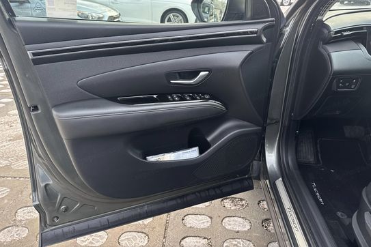 Hyundai Tucson Executive 1.6 T-GDi HEV  4WD