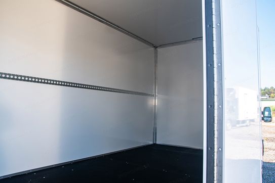 Iveco Daily 35S18 Kontener 8EP + Winda