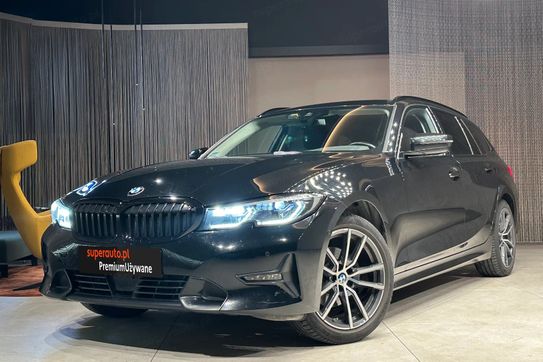 BMW Seria 3 Touring 320d xDrive Sport Line
