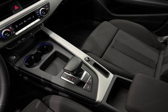 Audi A4 35 TFSI mHEV S Line S tronic